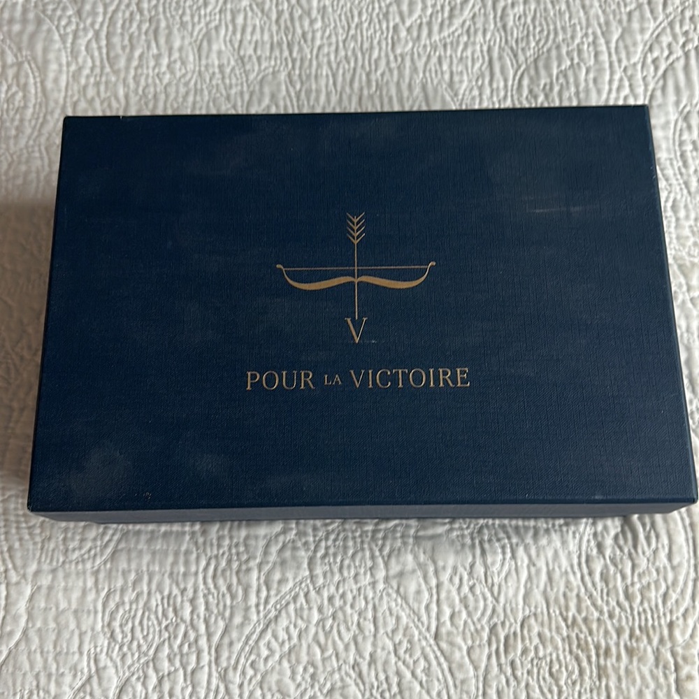 Pour La Victoire tan loafers - Picture 6 of 7